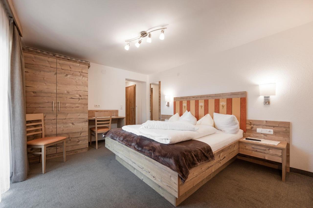 Alpenhof Hotell Lermoos Eksteriør bilde
