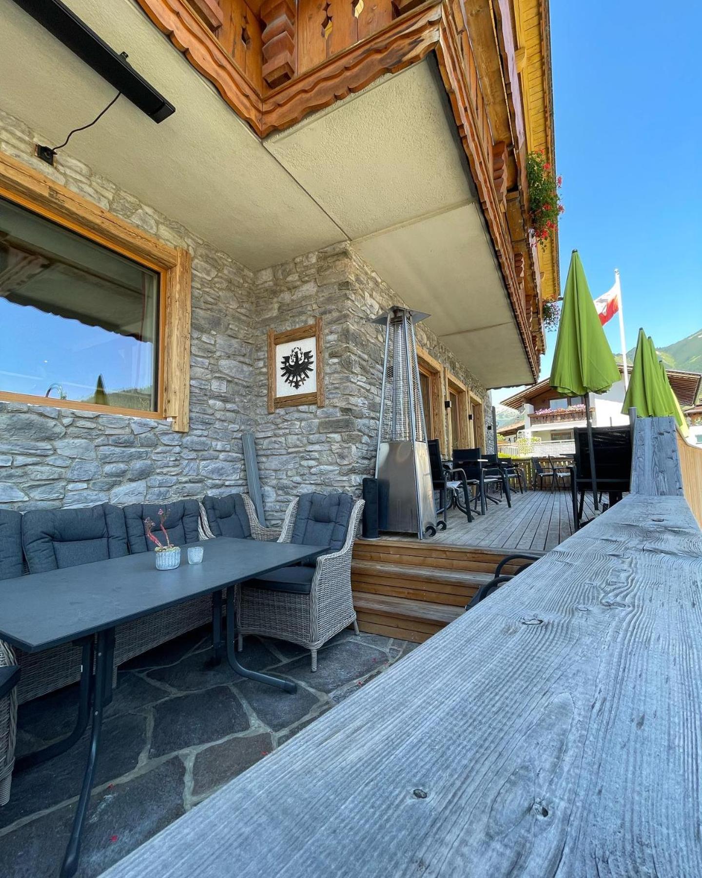 Alpenhof Hotell Lermoos Eksteriør bilde